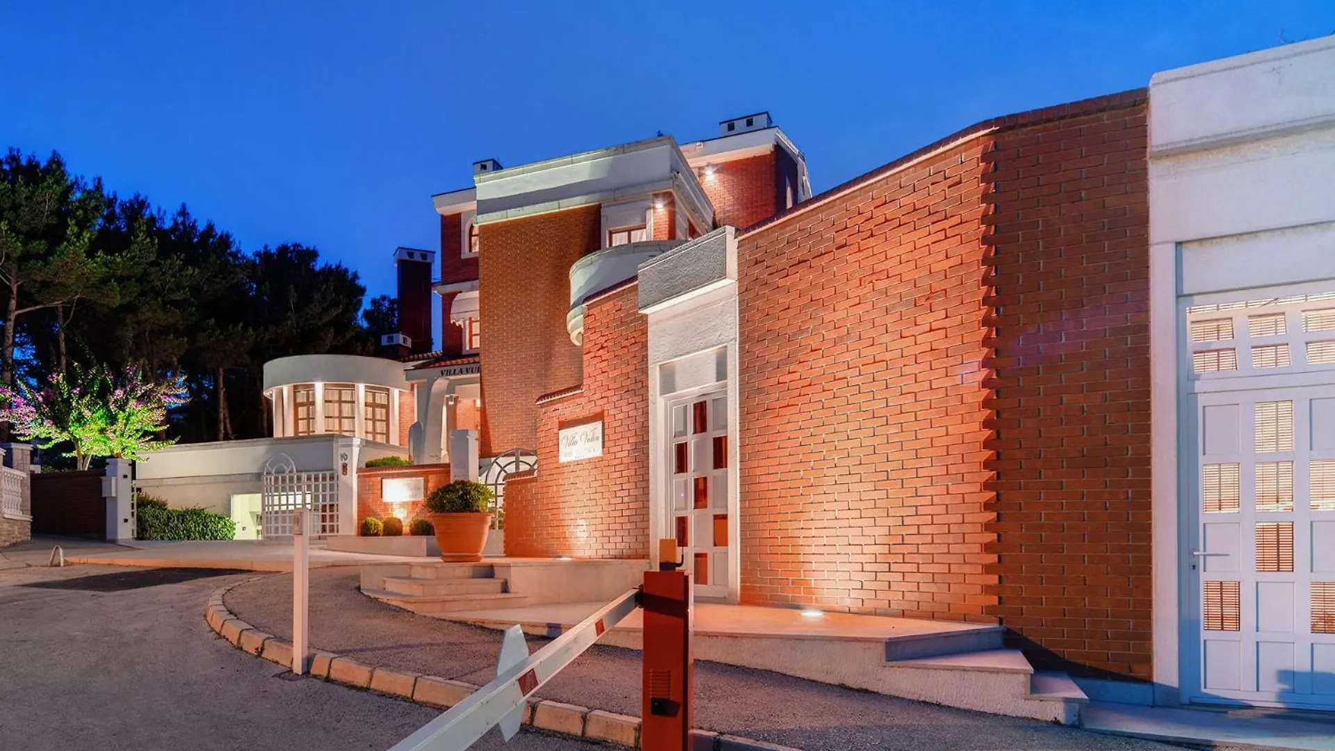 Guest house Villa Vulin Pula