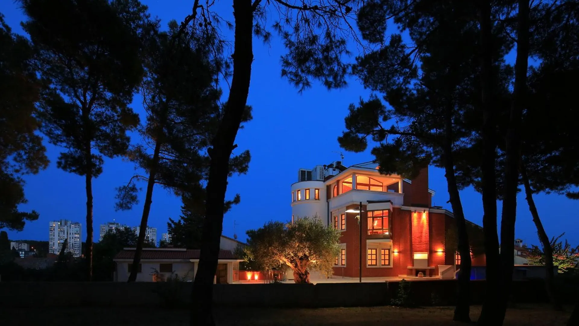 Villa Vulin Pula Guest house